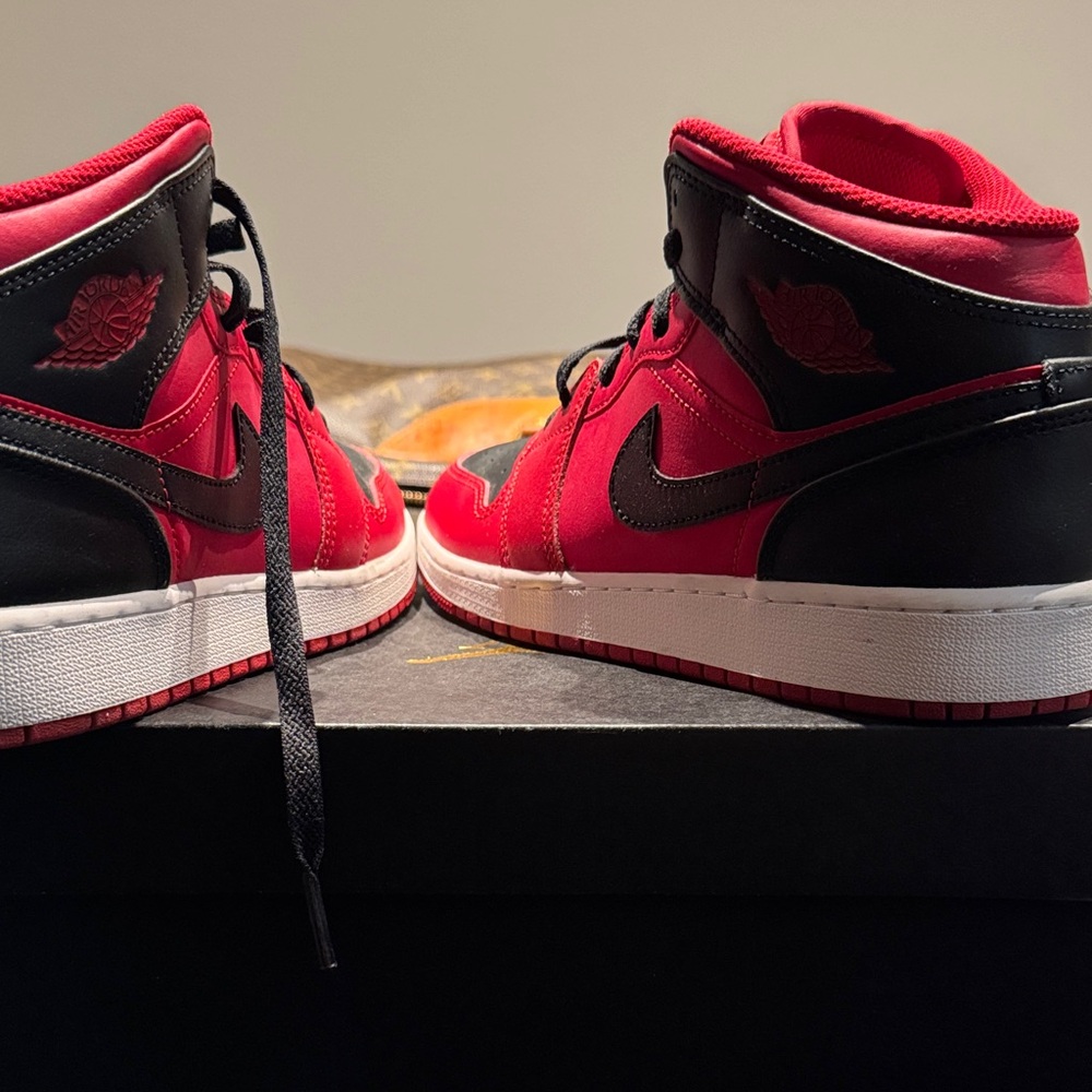 Air Jordan 1 Mid Black and Red High-Top Sneakers - Picture 5 of 6